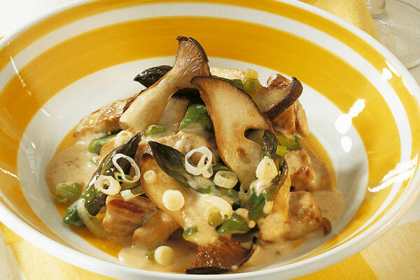 Geschnetzeltes mit Spargel Rezept | Küchengötter Geschnetzeltes mit Spargel Rezept | Küchengötter