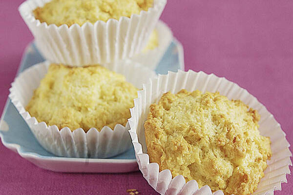 Kokos-Muffins mit feinem Orangenaroma Rezept | Küchengötter Kokos-Muffins mit feinem Orangenaroma Rezept | Küchengötter