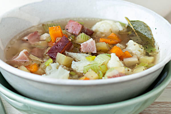 Kartoffeltopf mit Blumenkohl Rezept | Küchengötter Kartoffeltopf mit Blumenkohl Rezept | Küchengötter