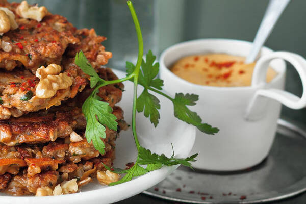 Fruchtiger Curry-Soja-Dip Rezept | Küchengötter Fruchtiger Curry-Soja-Dip Rezept | Küchengötter