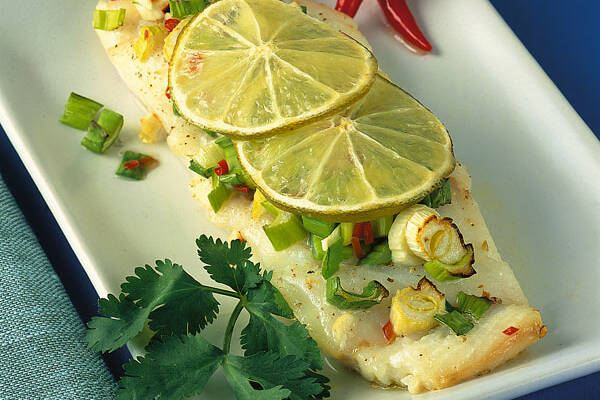 Chili-Fisch aus dem Ofen Rezept | Küchengötter
