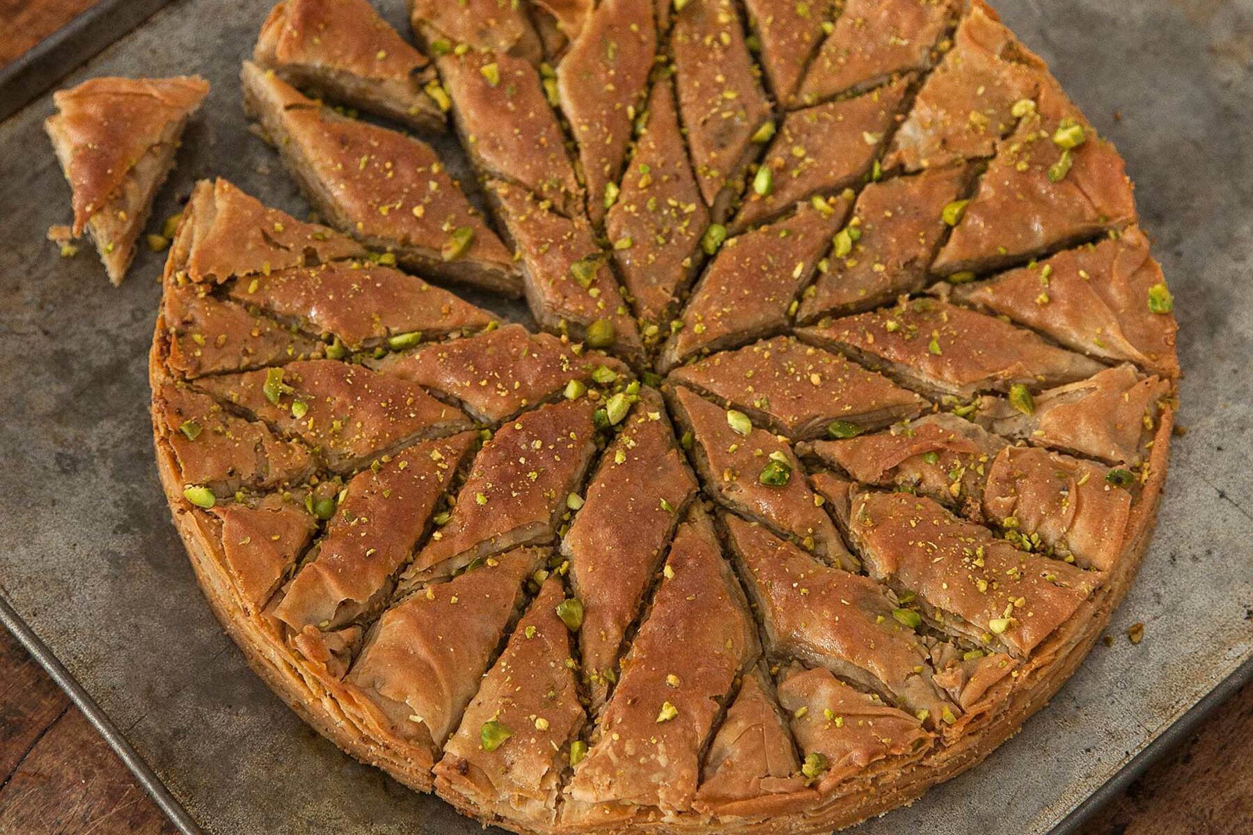 Vegane Dinkel-Baklava mit Mandeln und Pistazien Rezept | Küchengötter Vegane Dinkel-Baklava mit Mandeln und Pistazien Rezept | Küchengötter