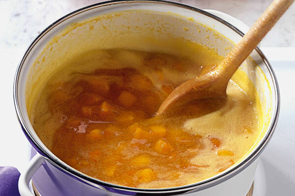 Aprikosenkonfitüre mit Vanille Rezept | Küchengötter Aprikosenkonfitüre mit Vanille Rezept | Küchengötter