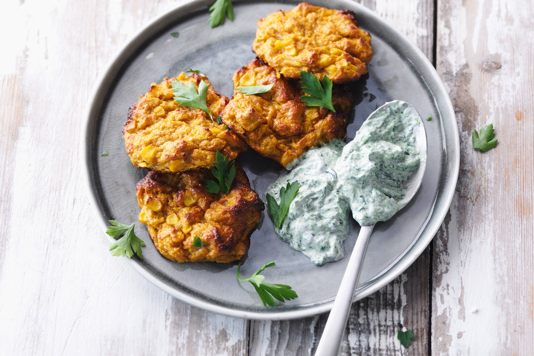 Süßkartoffel-Latkes I Clean Eating Rezept | Küchengötter Süßkartoffel-Latkes I Clean Eating Rezept | Küchengötter