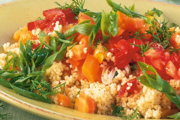 Couscous-Salat mit Möhren und Tomaten Rezept | Küchengötter