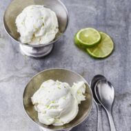 Frozen Joghurt mit Limette und Honig