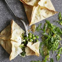 Knusprige Teigtaschen mit Ziegenkäse Knusprige Teigtaschen mit Ziegenkäse