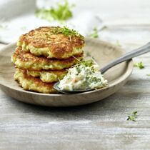 Mairübchen-Rösti mit Apfel-Dip