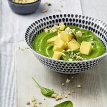 Spinat-Bowl mit Knusper-Topping