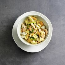 Bunte Hähnchen-Nudeln Bunte Hähnchen-Nudeln