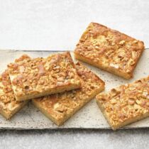Walnuss-Blondies