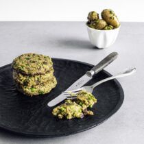 Quinoa-Puffer mit Pesto Quinoa-Puffer mit Pesto
