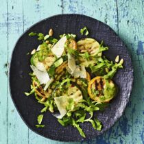 Zucchinisalat mit Orientpesto