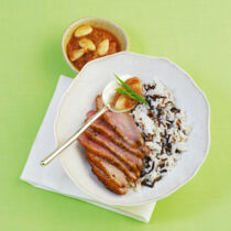 Entenbrust mit Rhabarbersauce Entenbrust mit Rhabarbersauce