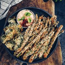 Panko-Gemüse mit Tomatendip Panko-Gemüse mit Tomatendip