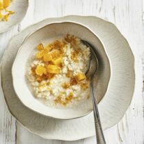 Mandel-Hirse-Frühstücksbrei