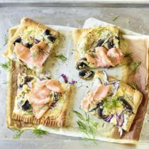 Pizza doppio mit Lachs Pizza doppio mit Lachs