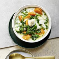 Fischsuppe mit Bohnen und Möhren