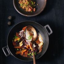 Wurzelgemüse-Wok mit Zitrus-Linsen Wurzelgemüse-Wok mit Zitrus-Linsen