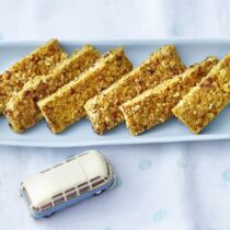 Carrot-Cake-Müsliriegel Carrot-Cake-Müsliriegel
