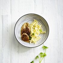 Pilzbuletten
mit Pilzrahmsauce Pilzbuletten
mit Pilzrahmsauce