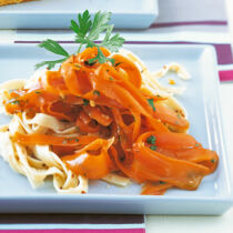 Ingwermöhren mit Nudeln Ingwermöhren mit Nudeln