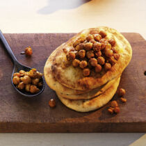 Trocken gebratene Kichererbsen Trocken gebratene Kichererbsen