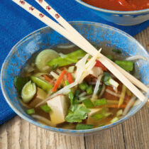 Asia-Suppe mit Räuchertofu