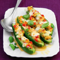 Zucchini mit Brotfüllung Zucchini mit Brotfüllung