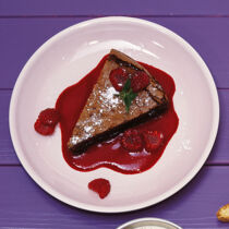 Schokoladentarte mit Himbeersauce