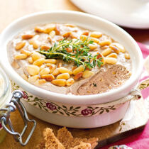 Entenleber-Paté mit Pinienkernen und Calvados Entenleber-Paté mit Pinienkernen und Calvados