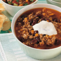 Rote-Bohnen-Suppe mit Hack und Möhren