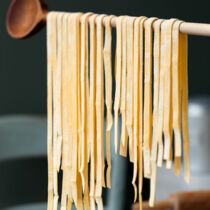 Grundrezept Safran-Bandnudeln