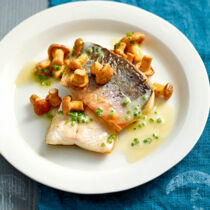 Saibling mit Pfifferlingen Saibling mit Pfifferlingen