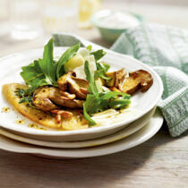 Rucolasalat mit Steinpilzen
