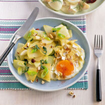 Kohlrabi mit Käse-Eiern Kohlrabi mit Käse-Eiern