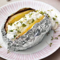 Ofenkartoffel mit Grüner Sauce