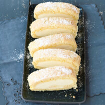 Zitronen-Biskuitrolle