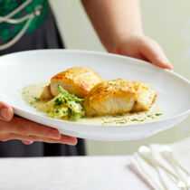 Gebratener Waller mit dreierlei Senf Gebratener Waller mit dreierlei Senf