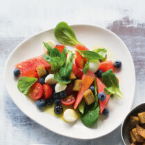 Feldsalat mit Heidelbeeren