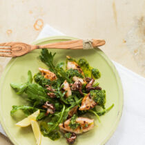 Gebratene Calamari mit Rucola