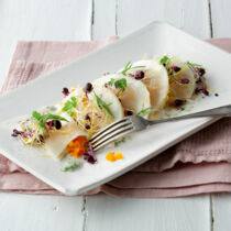 Ravioli vom Knollensellerie mit Sauce Béarnaise