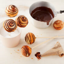 MARMOR-CAKE-POPS MARMOR-CAKE-POPS