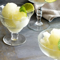 Sekt-Holunderblüten-Sorbet Sekt-Holunderblüten-Sorbet