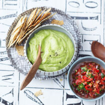 Papadams mit Guacamole Papadams mit Guacamole