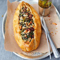Schafskäse-Spinat-Pide Schafskäse-Spinat-Pide