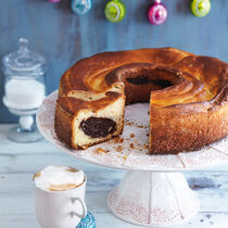 Mohnkuchen mit Backpflaumenmus