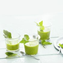 Mrs.-Giersch-Smoothie mit Apfel Mrs.-Giersch-Smoothie mit Apfel