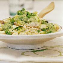 Grünes Gemüse mit Zitronen-Couscous