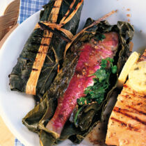 Fische in Weinblättern